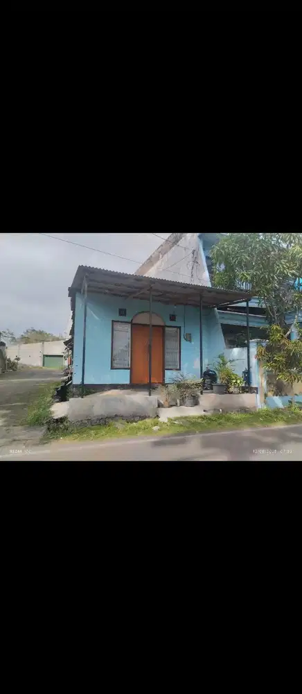 KONTRAKAN RUMAH PINGGIR JALAN MALANG STRATEGIS