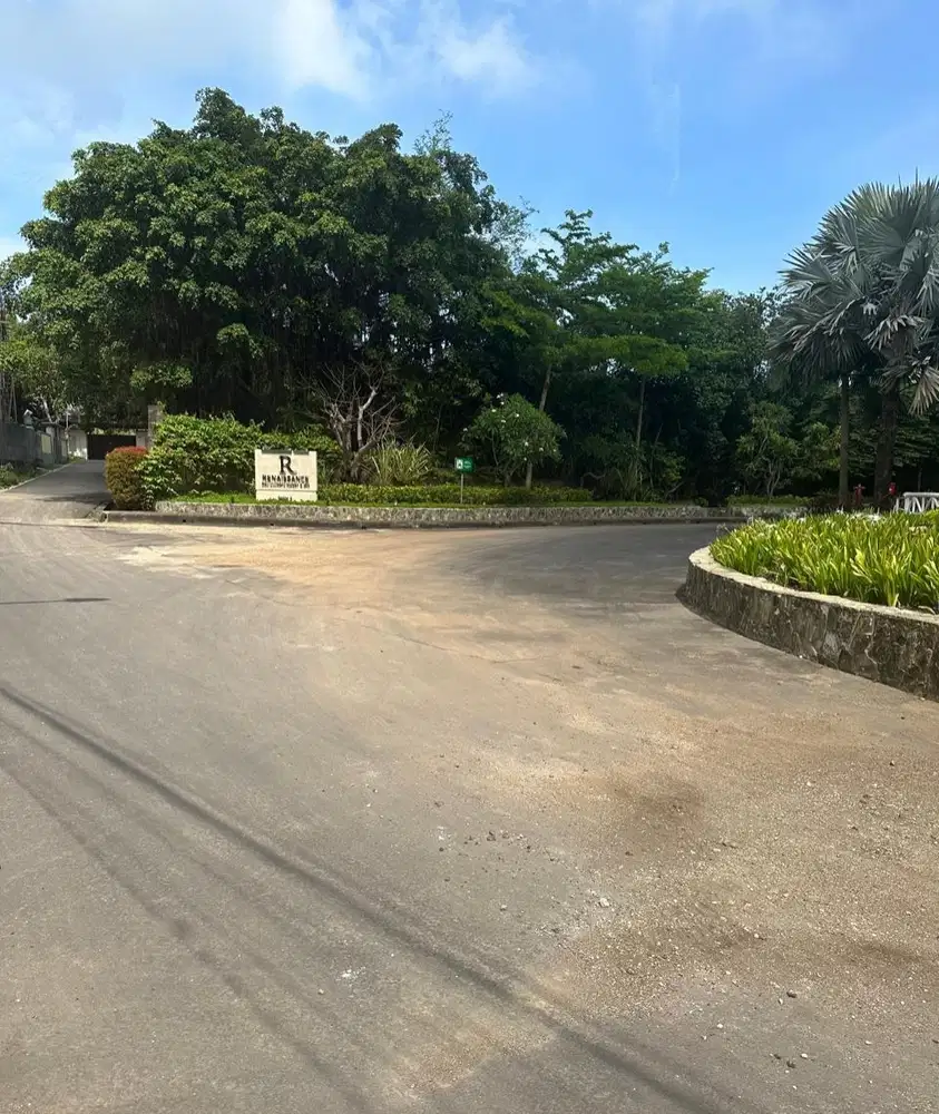 Tanah Zona Pink dekat Renaissance dan Pantai Balangan Bali