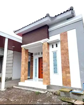 Rumah Baru siap huni di Turi dekat Fasum untuk pensiun