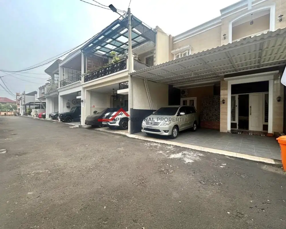 Rumah Minimalis Dalam Town House Di Lebak Bulus