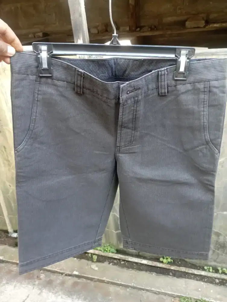 men's Top,size 33,LP: 44cm,kondisi baru,jual 100k