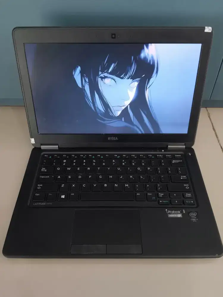[D28]Laptop Desain Dell i7gen5 8GB 256GB 13 siap digunakan