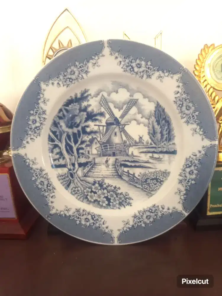Piring pajangan lawas windmollen 1989