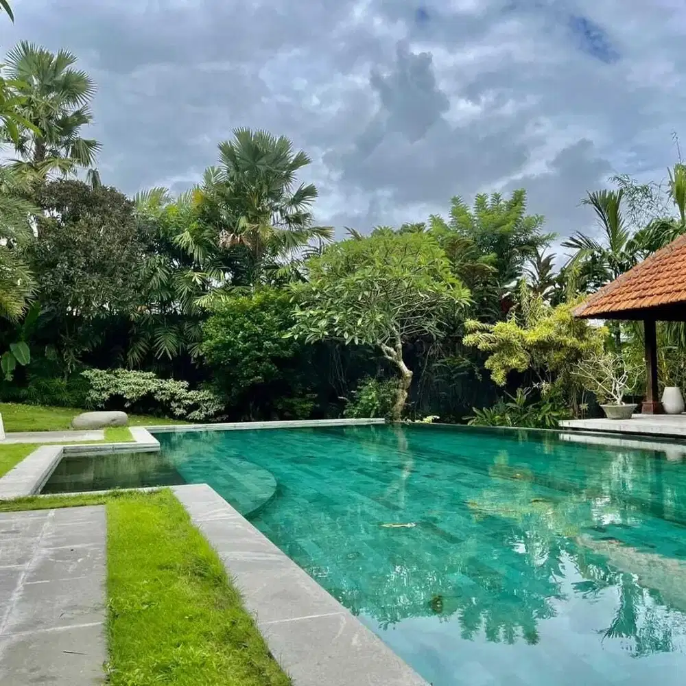 LUXURY VILLA PRERENAN FOR SALE