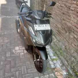 Vario 160 2022 cbs istimewa