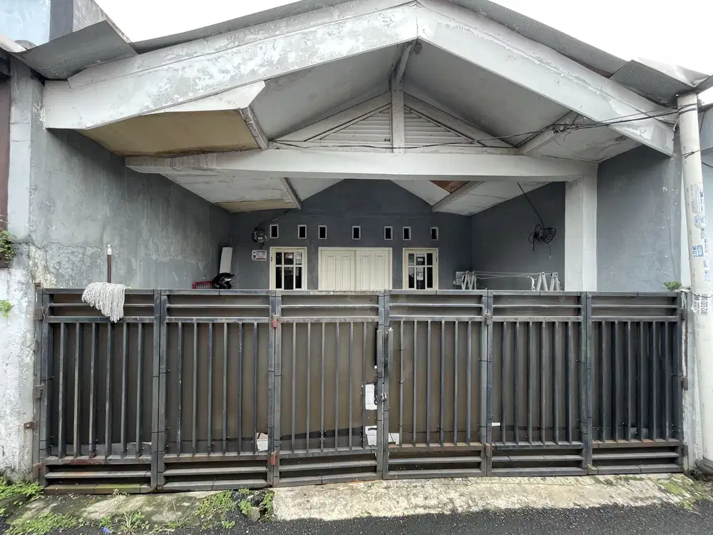 Dijual Cepat Termurah BU Rumah Strategis di Cimanggis Depok
