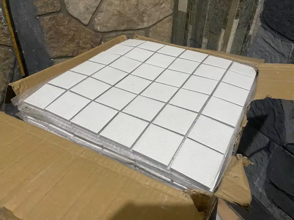 22 Pcs Mosaic Singres Zest White Square - Wall Decoration
