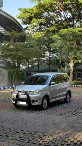 Toyota Avanza 2010 1.3 M/T