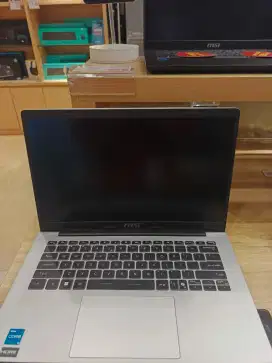 Laptop MSI modern 14 F13MG