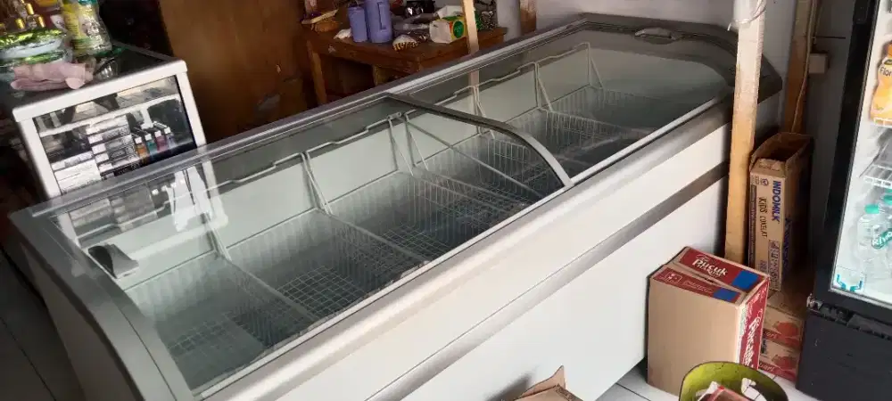 DI JUAL PREEZER GEA TYP SD-700BY