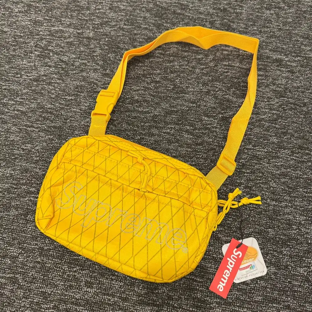 Tas Selempang Mini Supreme Import 1.0