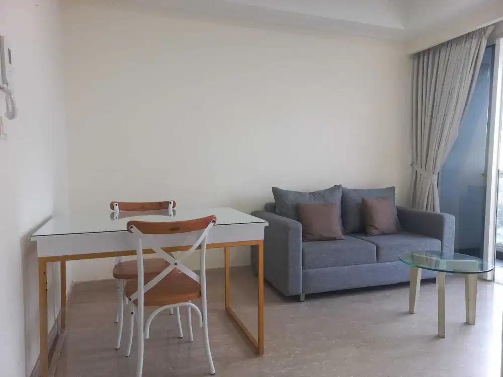 Disewakan Apartmen Menteng Park Tower Emerald Full furnished