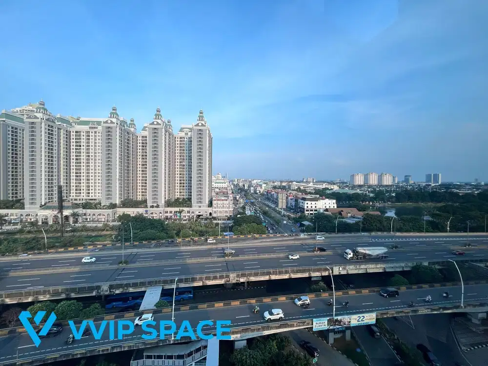 Ruang Kantor Untuk 5-7 Orang di Kelapa Gading – Full Furnish & Nyaman