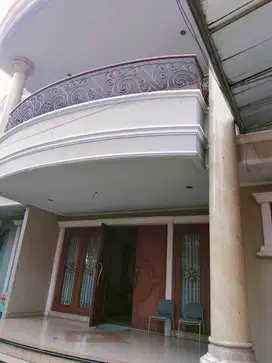 DIJUAL RUMAH MEWAH 2 LANTAI DAERAH PETOJO JAKPUS POSISI HOEK