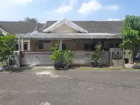 DIJUAL RUMAH KOMPLEK WIJAYA KUSUMA SIMPANG DOGAN PALEMBANG
