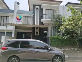 Disewakan cepat rumah strategis siap huni di mahogani residence