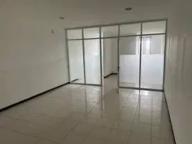 Ruko 3 Lantai Strategis di Jalan Utama Dekat Pusat Kota Bandung