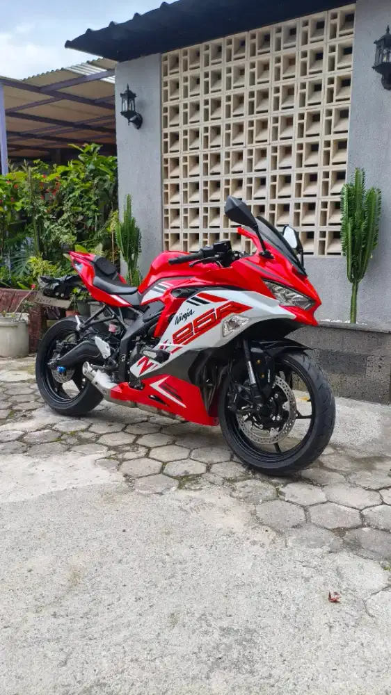 Kawasaki zx25r abs 2021