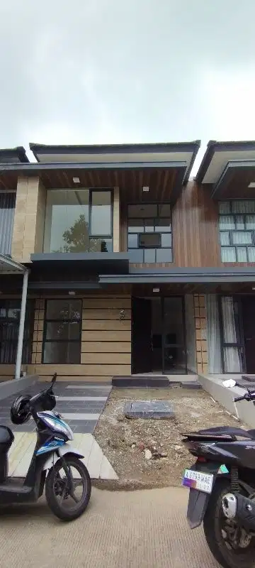 Dijual cepat rumah First Stone nego sampai deal BU