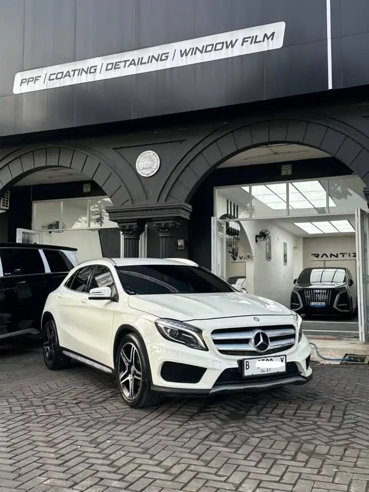 Mercedes-Benz GLA200 Sport 2014 White Putih 2015 2013