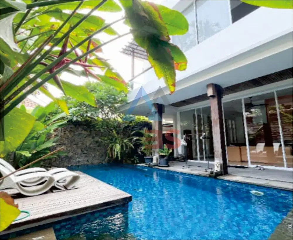 FOR SALE VILLA LUXURY MERTANADI KEROBOKAN BADUNG DEKAT SEMINYAK KUTA