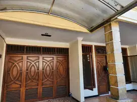 LANGKA JARANG ADA TERMURAH Rumah 2 Lantai Ketintang Surabaya Selatan