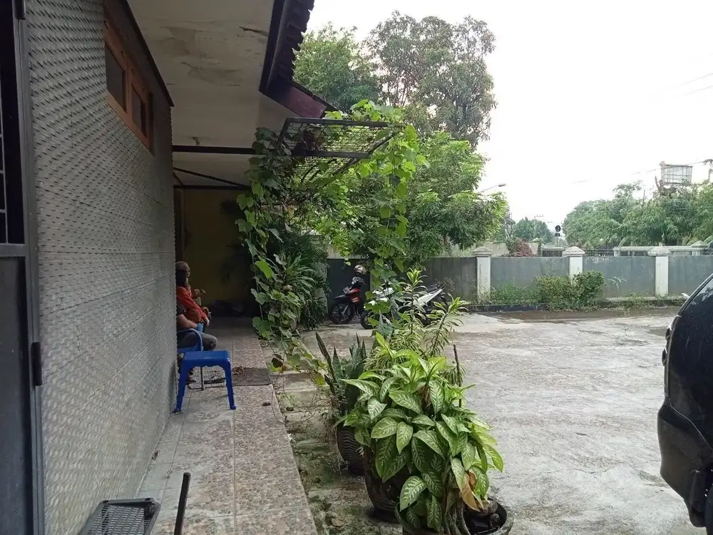 Rumah pinggir jalan raya Manahan solo kota hitung tanah - 4