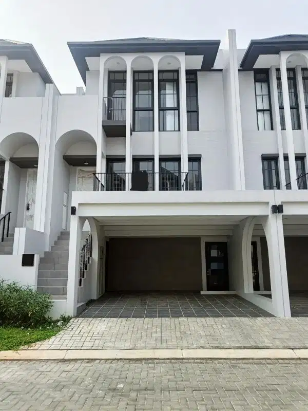 rumah 3 lantai, aether greenwich aprk di bsd, rapi bagus