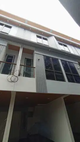 Rumah Murah SHM di pusat kota Jakarta