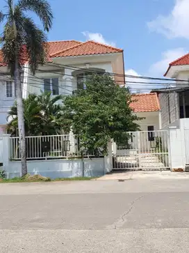 DIJUAL Rumah di Kota Harapan Indah - Bekasi Barat