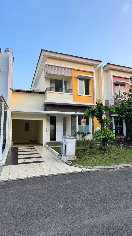 Dijual 2 lantai Rumah Rapih Kawasan Pondok Hijau Golf Gading Serpong