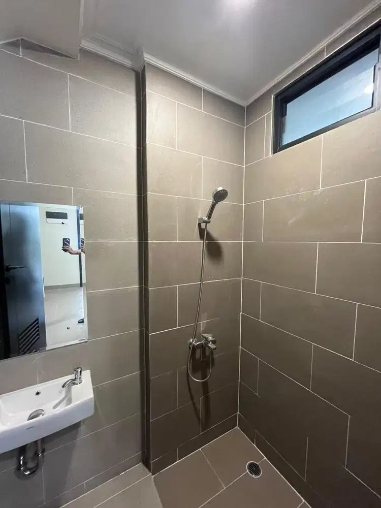 Rumah Attic Siap Huni di Gading Serpong