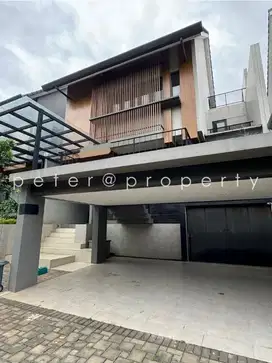 rumah tropis, caelus greenwich park di bsd city, rapi siap huni!