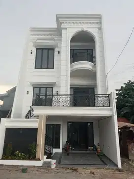 RUMAH DIJUAL DI JAGAKARSA LOKASI STRATEGIS DALAM CLUSTER