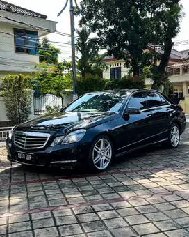 Mercedes Benz E300 Avangarde AMG Hitam 2013 Tdp Murmer Ori Menarik Bu
