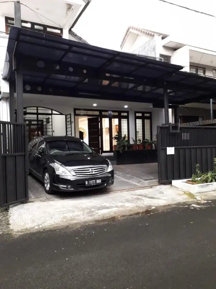 Rumah bagus 1,5 lantai SHM di Alam segar Pondok Indah Jak sel LH 086