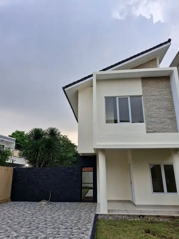 Rumah bagus 2lt siap huni SHM, dalam cluster di Andara Depok CL 246