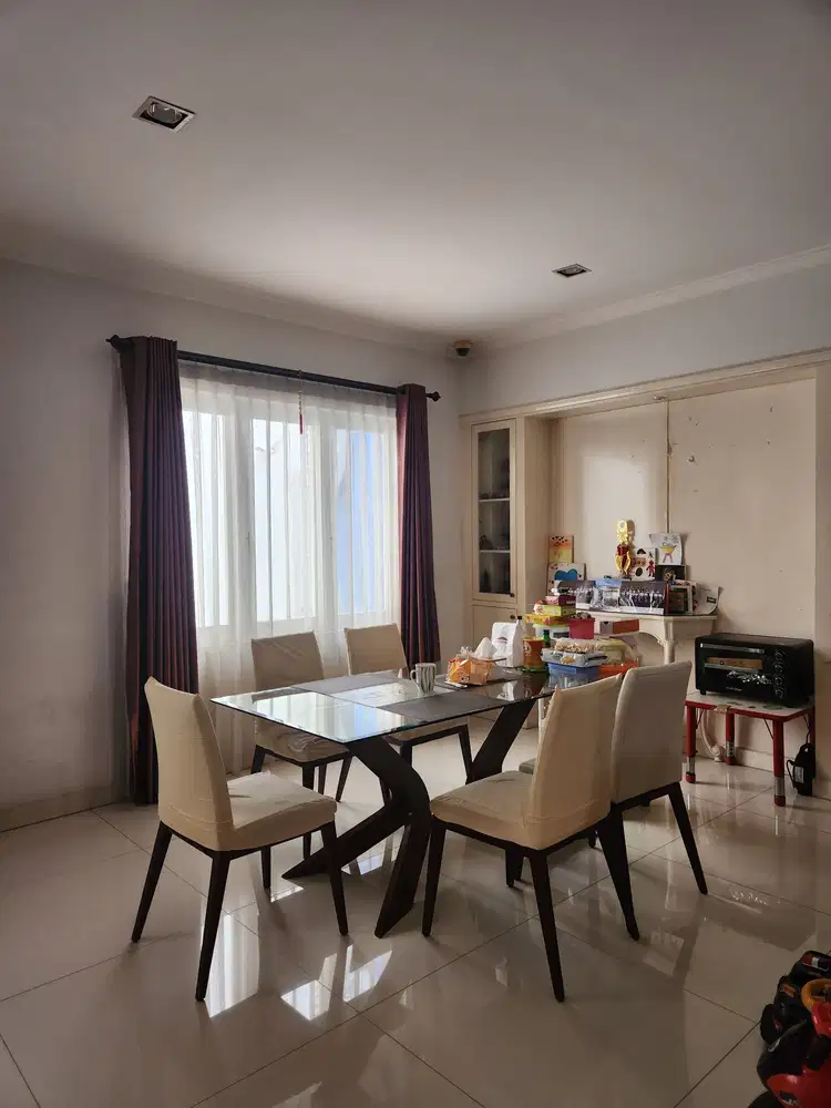 Rumah BGM Pantai indah kapuk luas 8x18 2,5lt SHM Rapi siap huni