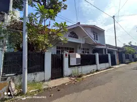 Rumah lt144/120 hrg925 di metro Margahayu Soekarno Hatta Bandung