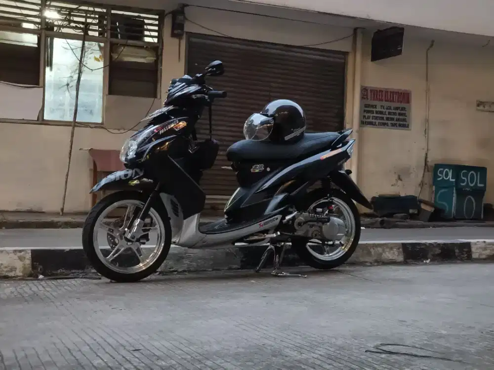 Mio Soul Karbu 2011 hitam