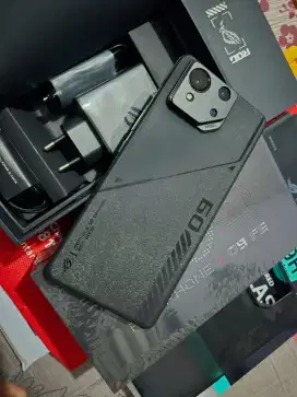 ROG 9 FE 5g 12/256 like new