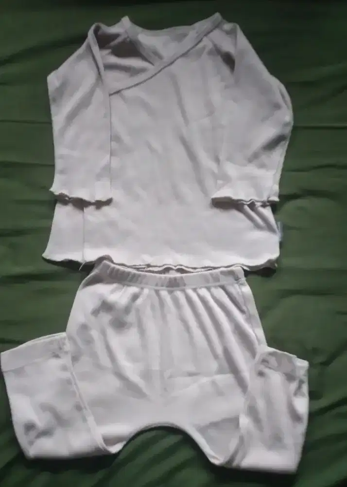 Baju bayi preloved