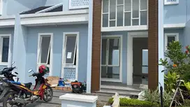 Cluster Chiara Suvarna Sutera Tangerang Tipe Clover Rumah 2 Lt 1,3 M