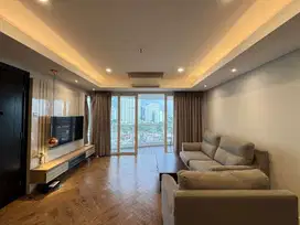 Sewa apartemen royale springhill kemayoran 3 kamar furnish