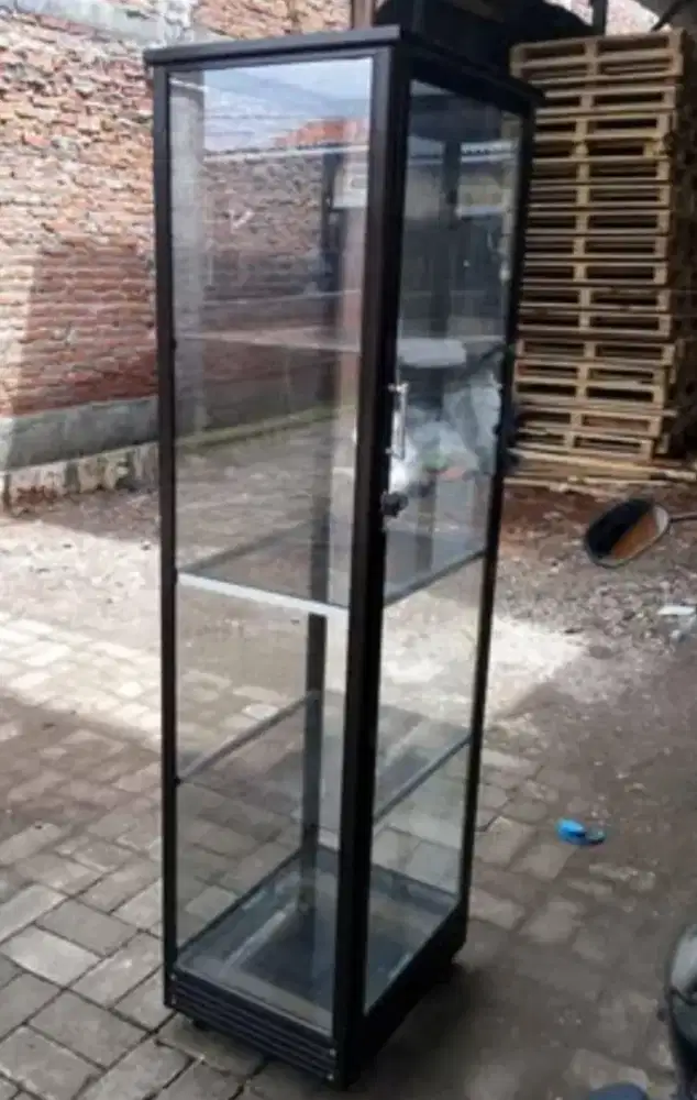 Lemari Serbaguna Aluminium 1 Pintu Frame Coklat Kaca Polos