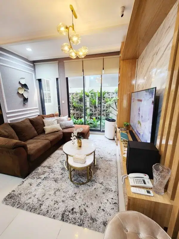 DIJUAL RUMAH DI CLUSTER BARU KOTA WISATA, TURUN HARGA!