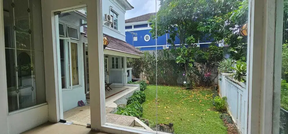 DIJUAL RUMAH MEWAH 2 LANTAI DI CLUSTER EXCLUSIVE LEGENDA WISATA!