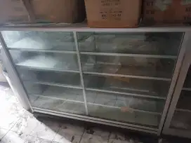Etalase toko siap pakai