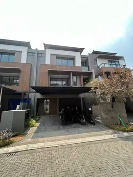 Rumah Mewah 3lt hdp Selatan di Kazumi The Zora BSD City