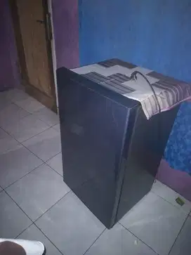 kulkas sharp 1 pintu